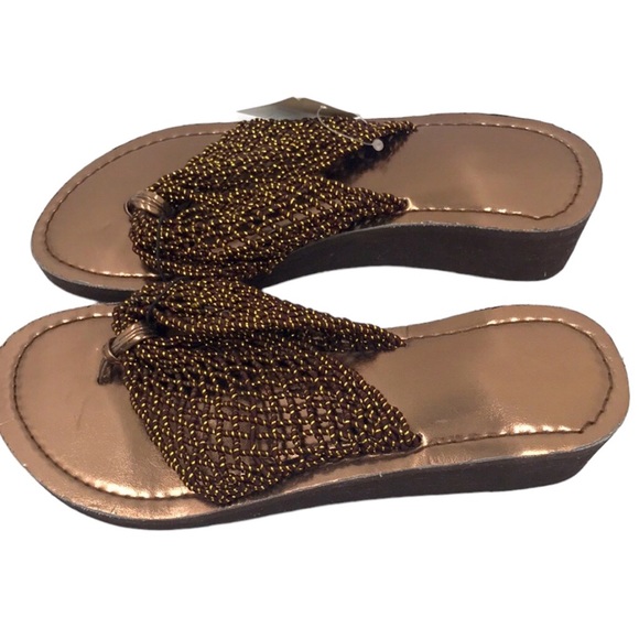 Gold/Brown 🩴 Cut Out  Flip Flop Wedge Sandals - Picture 2 of 4